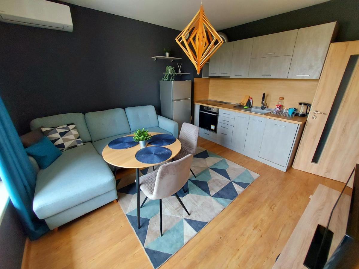 Grey Apartment Varna Esterno foto